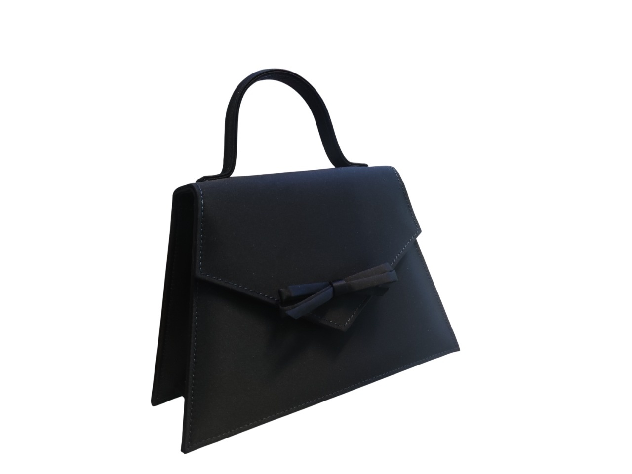 Borsa a scatola in raso con fiocco